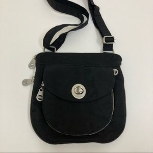 Baggallini purse crossbody black